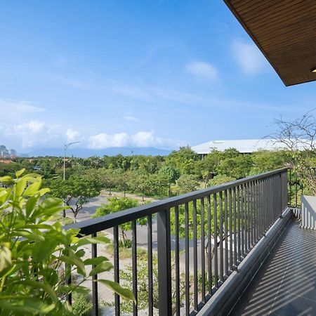 The Sense Apartment - Modern, Near My An Beach ダナン市 エクステリア 写真