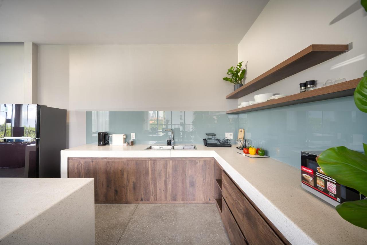 The Sense Apartment - Modern, Near My An Beach ダナン市 エクステリア 写真