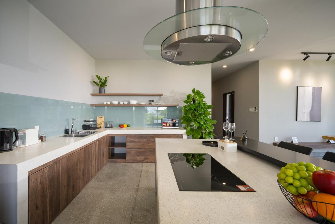 The Sense Apartment - Modern, Near My An Beach ダナン市 エクステリア 写真