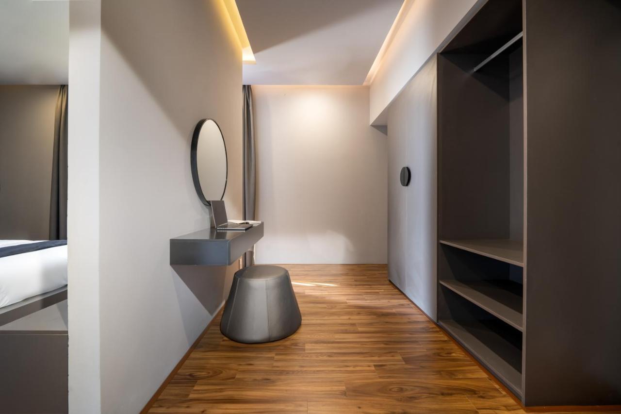 The Sense Apartment - Modern, Near My An Beach ダナン市 エクステリア 写真